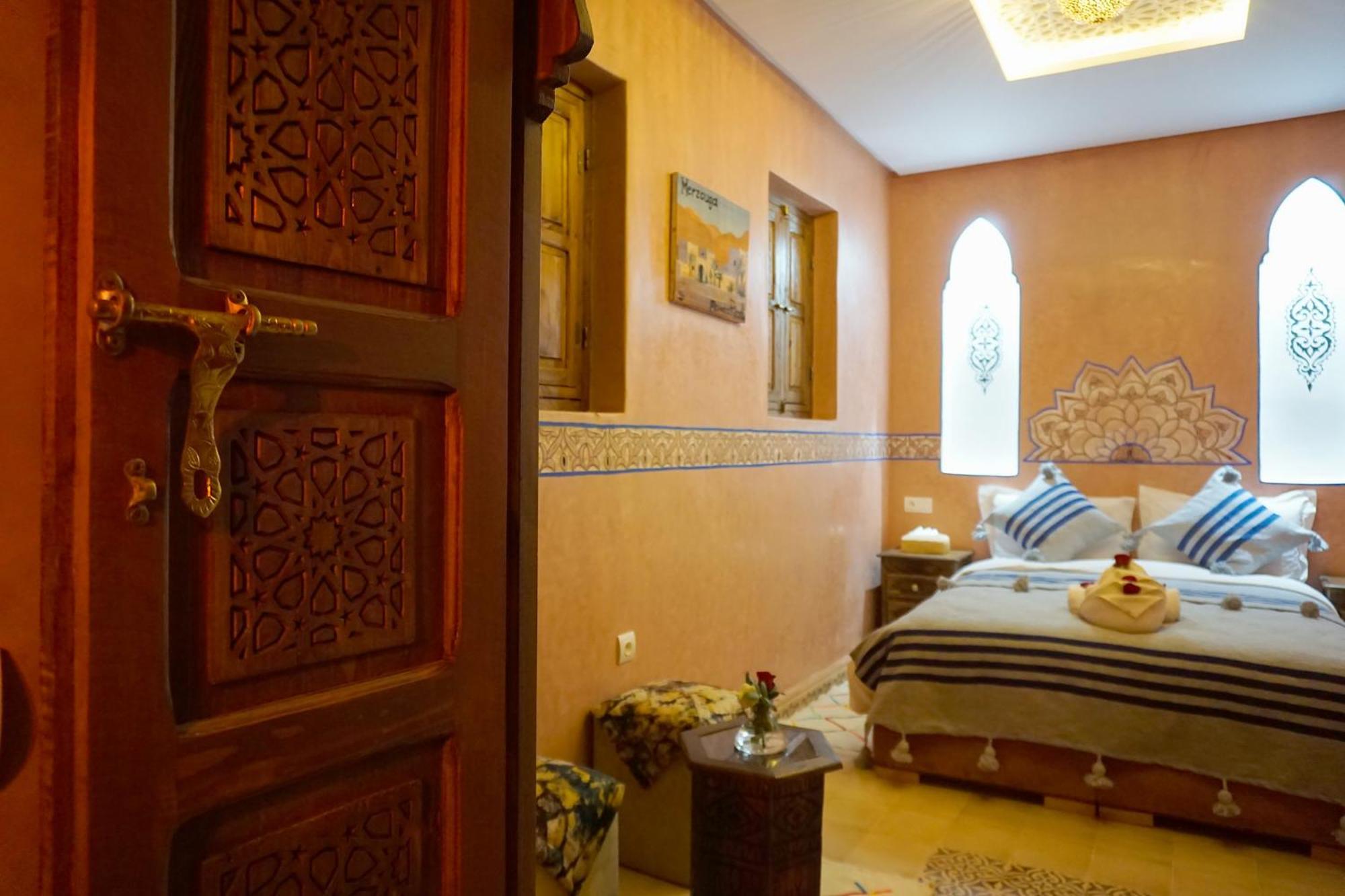 Flowers Riad マラケシュ エクステリア 写真